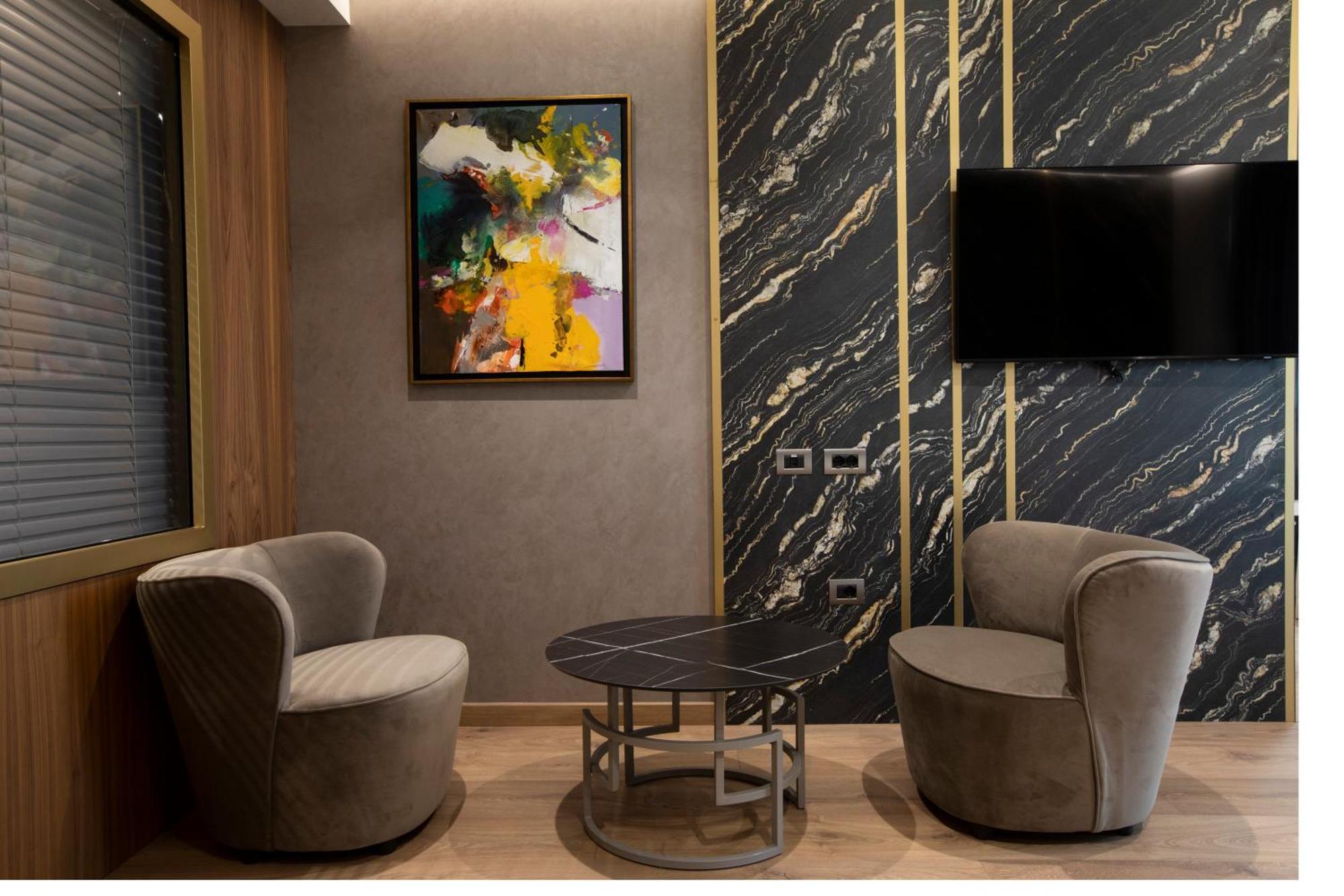 Marinaj Hotel & Spa ティラナ エクステリア 写真