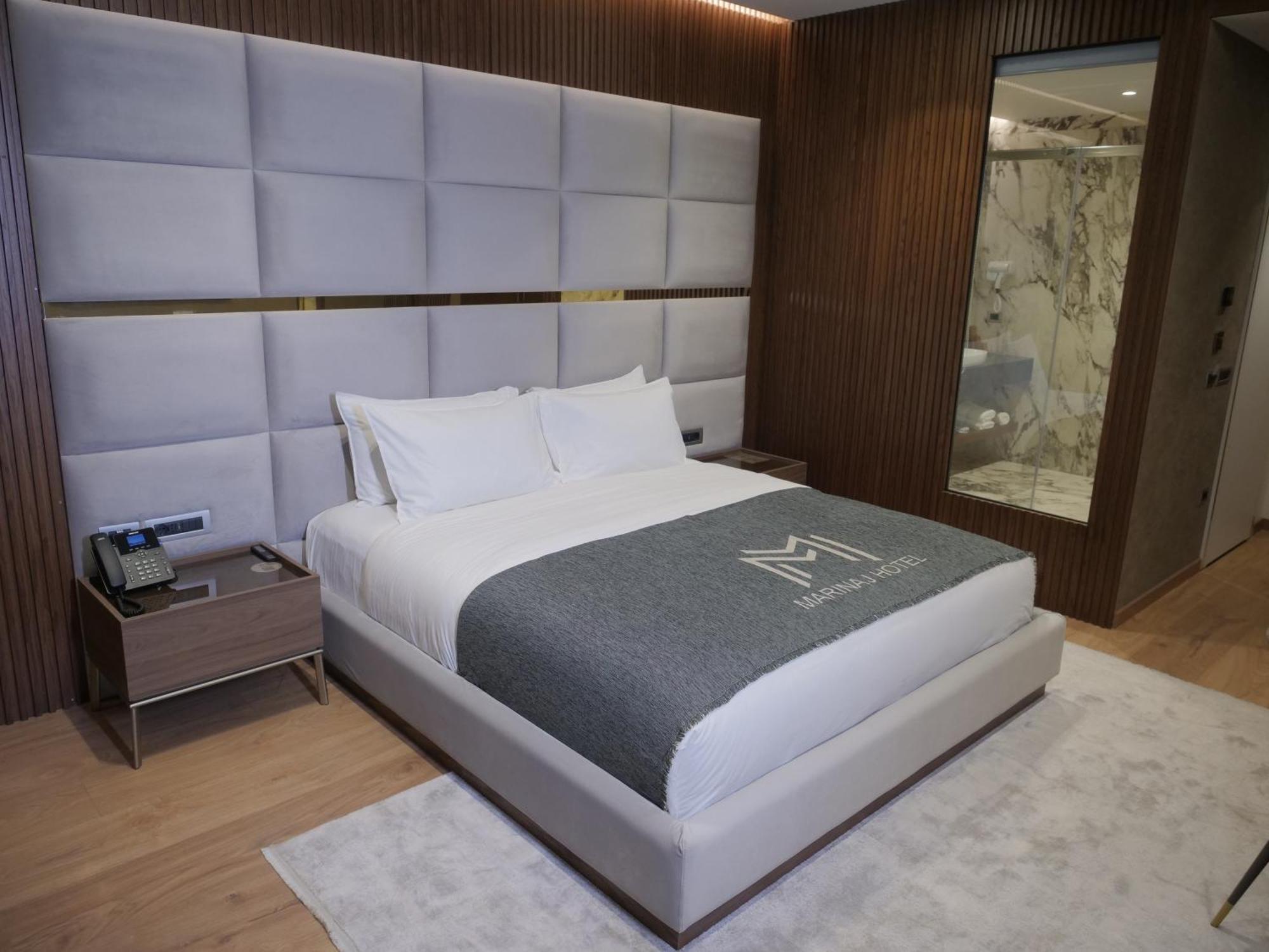 Marinaj Hotel & Spa ティラナ エクステリア 写真
