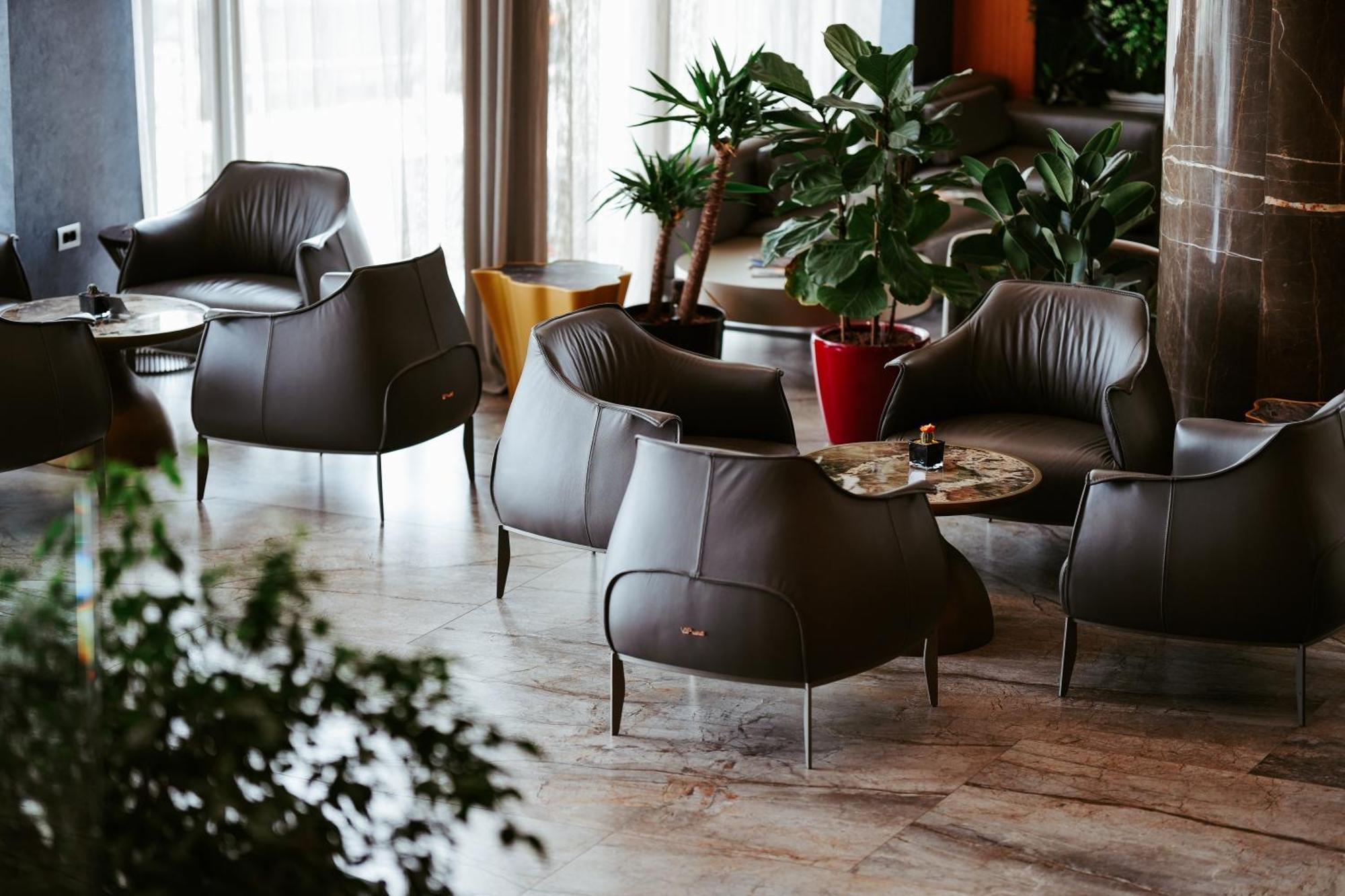 Marinaj Hotel & Spa ティラナ エクステリア 写真