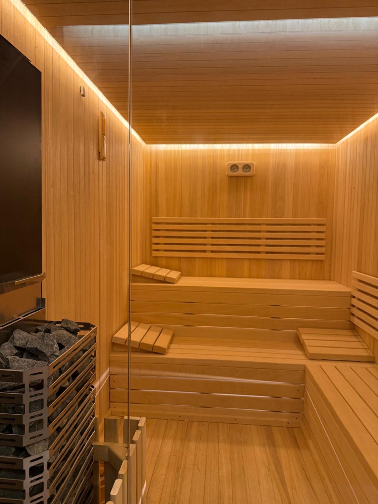 Marinaj Hotel & Spa ティラナ エクステリア 写真